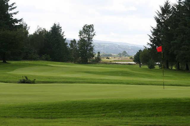 A view of the 15th green at Erskine Golf Club