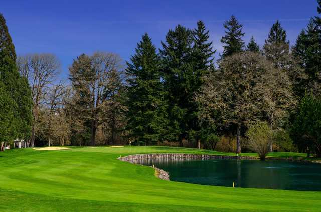 Royal Oaks Country Club