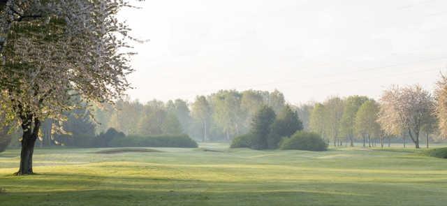A view of hole #1 at Kibworth Golf Club.