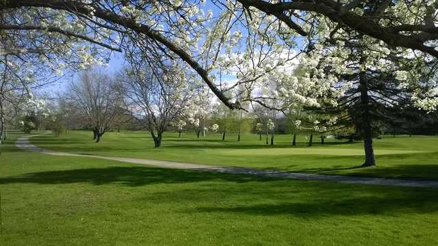 Candlewood Valley Country Club