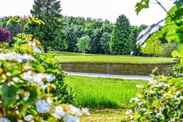 View of a green at Golf PGA France du Vaudreuil.