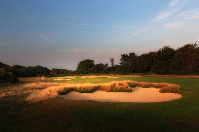 View of the 4th green at The Caversham Eyston Course.