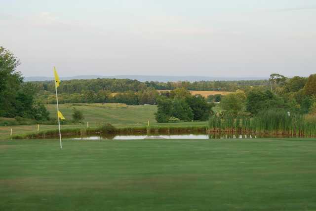 Breezewood Golf Links