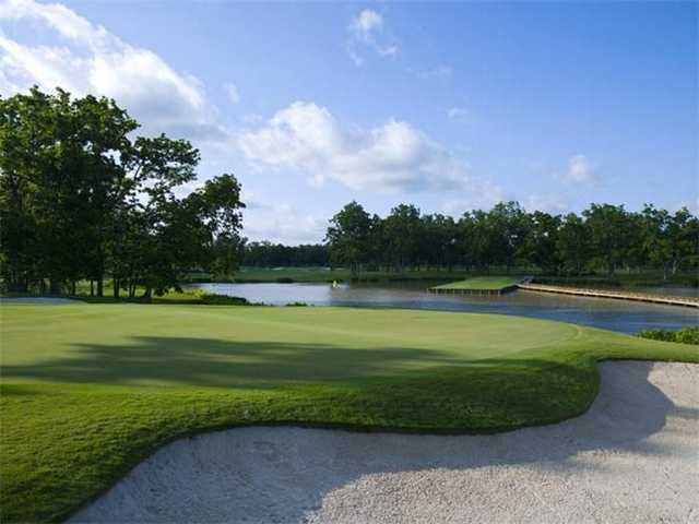 Shadow Hawk Golf Club