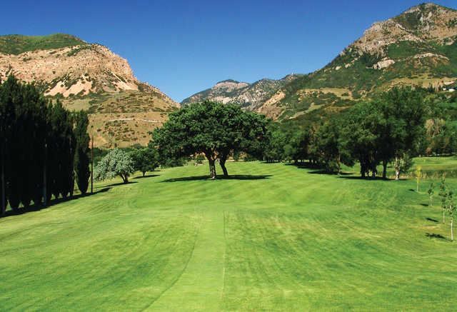 A sunny day view from El Monte Golf Course.