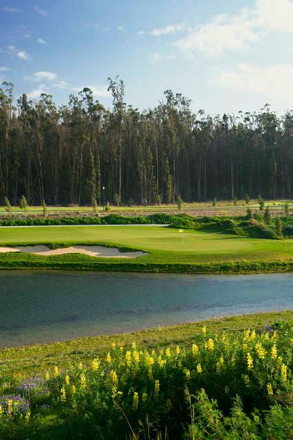 Monarch Dunes Golf Club