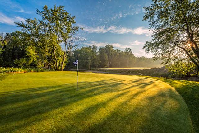 Valley of the Eagles Golf Club