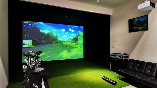 Yoyo Golf Studio