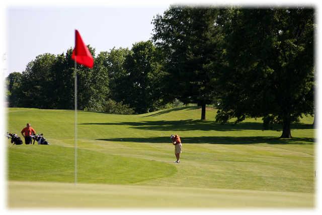 A view of the 14th green at Valle Vista GC