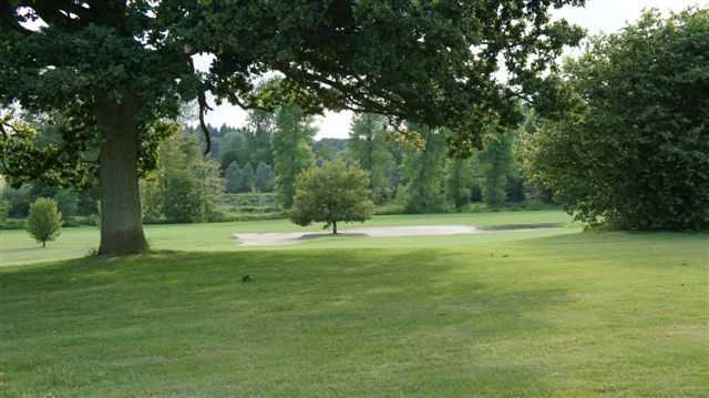 16th hole at Wychwood Golf Club