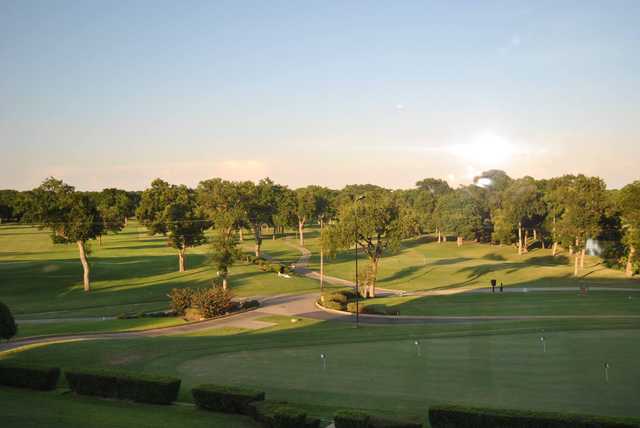 Diamond Oaks Golf & Country Club