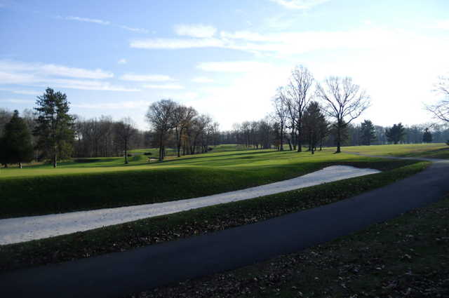 Knoll West Country Club