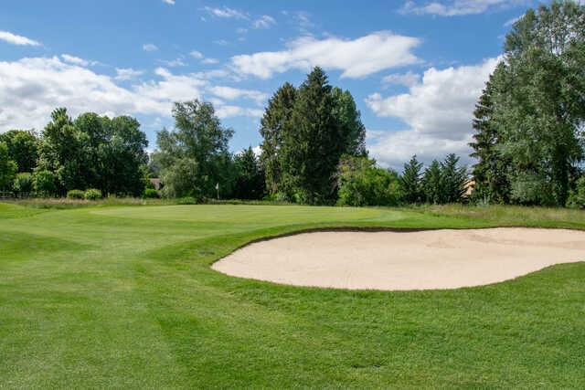 View of a green at Golf PGA France du Vaudreuil.
