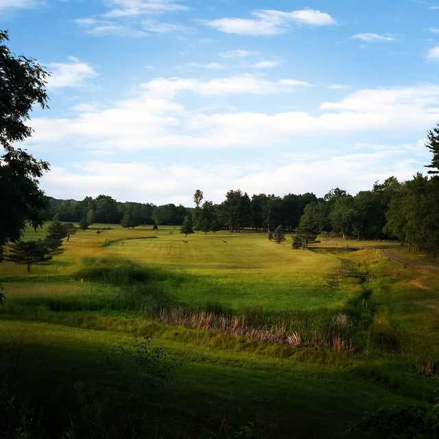 Island Green Resort and Golf (formerly Rainbow Golf Club)