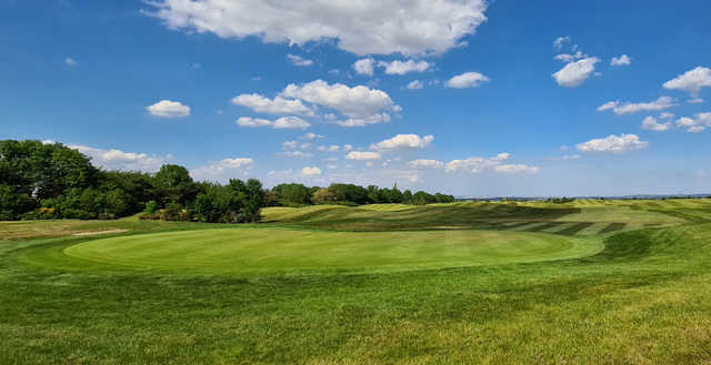 Southern Valley Golf Club