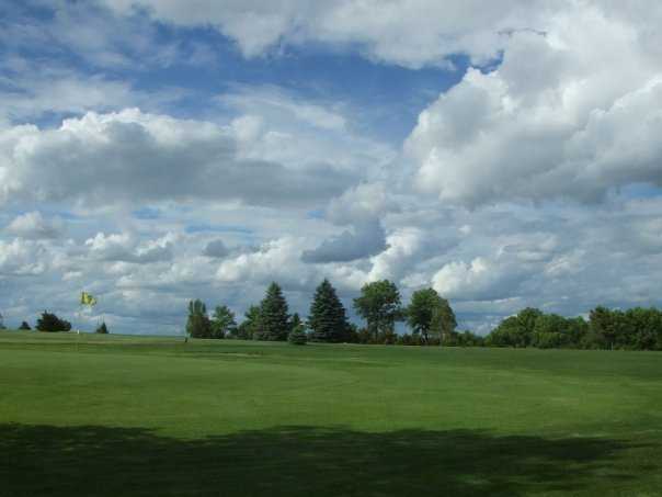 A view of hole #9 at Gettysburg Country Club (Kim Siedschlag)