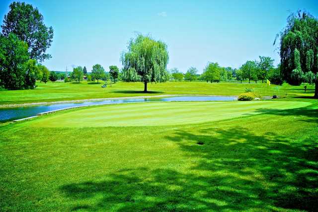 The Golf Club at Waters Edge