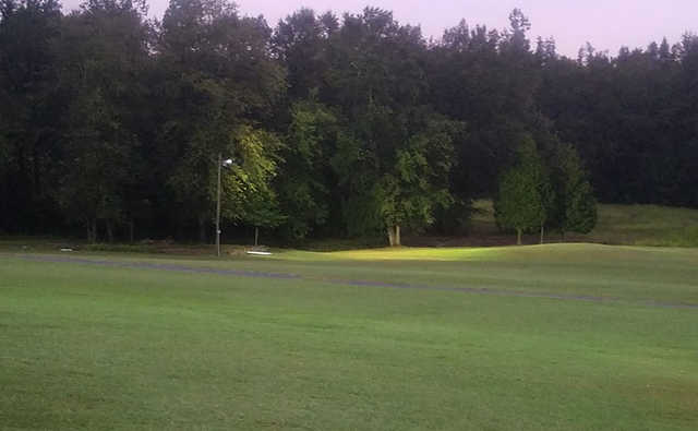 Twin Oaks Par 3 Golf and Driving Range