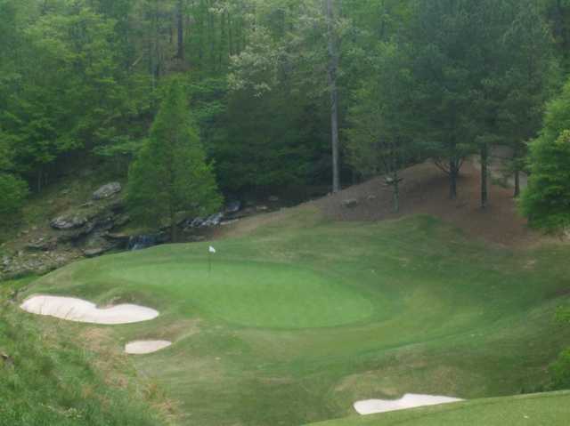 A view of the 8th green at Old Overton Club