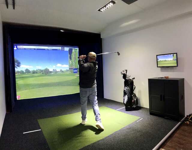 Huntingdon Country Club - Simulator