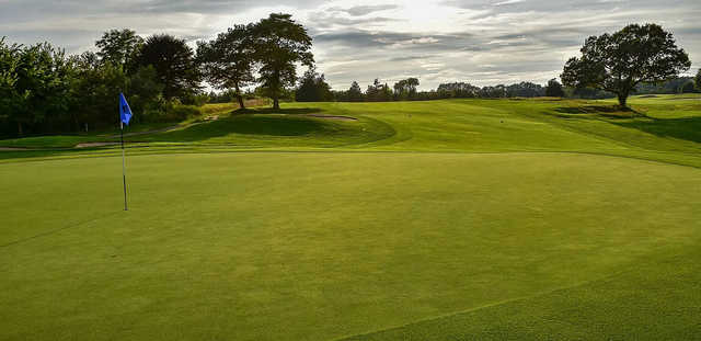 Fox Hill Golf & Country Club