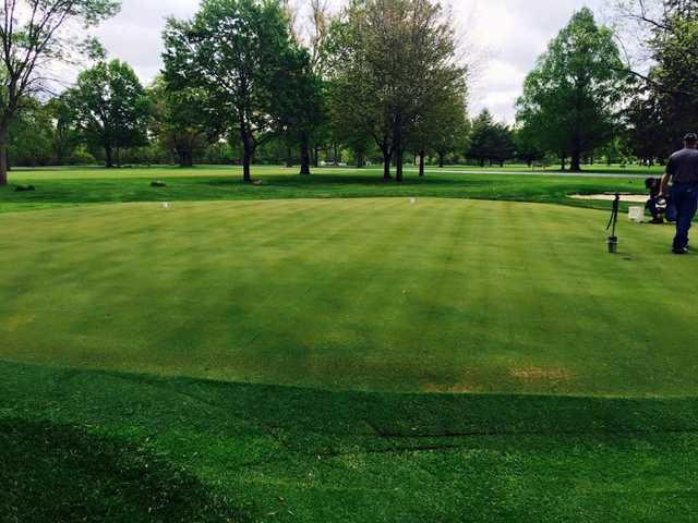 A view of a tee at Country Club of Terre Haute