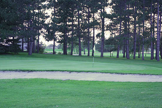 Perham Lakeside Country Club