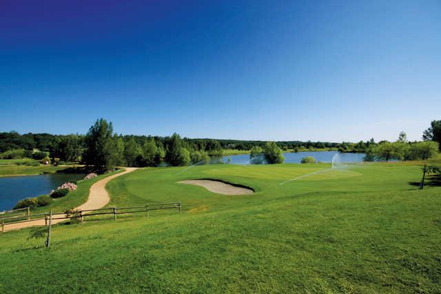 4th green at Toulouse Teoula Golf Club