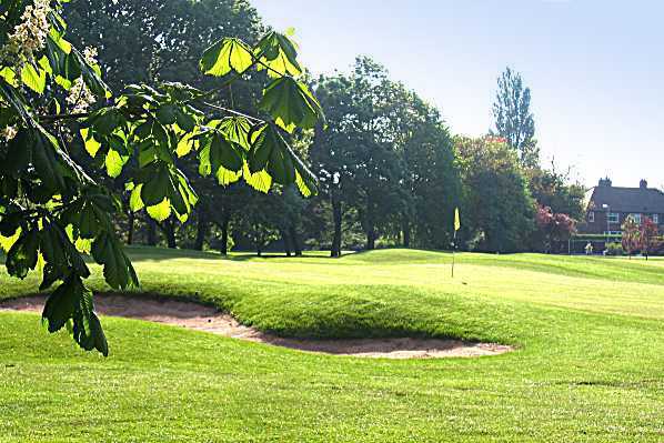 A view of the 6th green at Chilwell Manor Golf Club