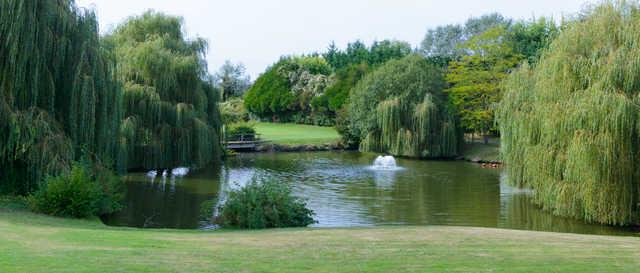 1st green at Saint-Germain-Les-Corbeilles Golf Club