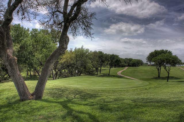 Blue Lake Golf Club - 9 Holes