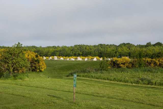 A view of tee #12 sign at Golf de Maudetour