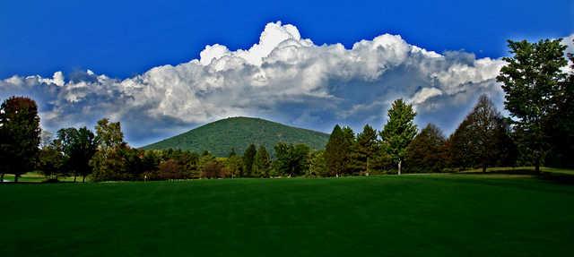 Centre Hills Country Club