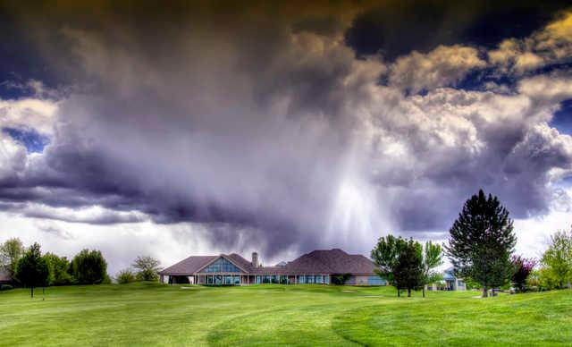 SpurWing Country Club