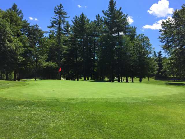 A view of a green at Overlook Country Club