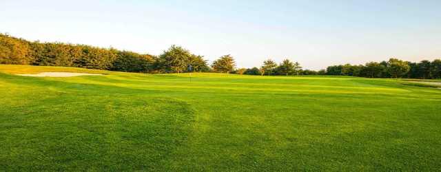 A view of hole #17 at Hollywood Lakes Golf Club.