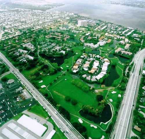 The Landings Yacht, Golf and Tennis Club