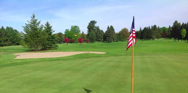 Harbor Point Golf Course