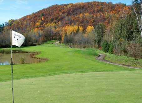A fall view from Club de Golf Heritage