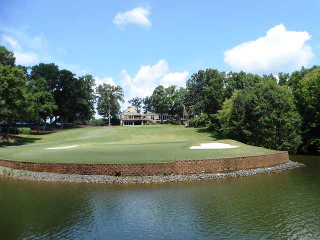 River Hills Country Club