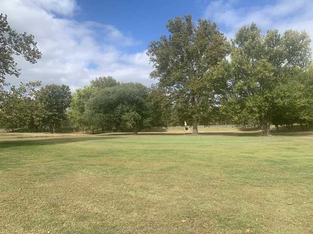 View of a green at Desoto Golf Club.