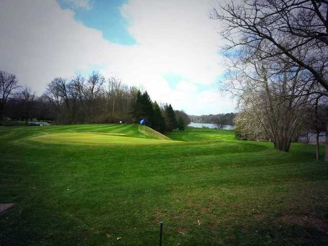 Orchard Hills Country Club