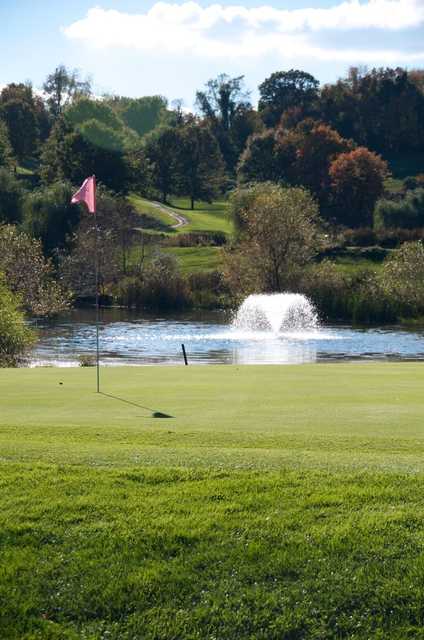 Rolling Fields Golf Club