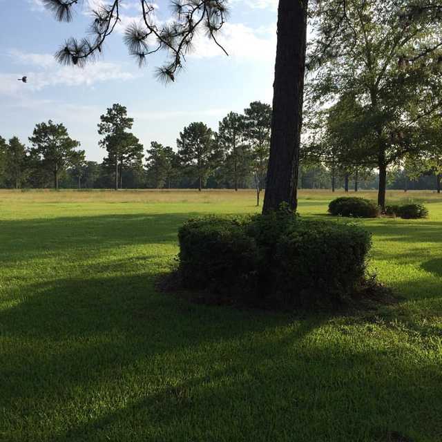 Twin Pines Country Club