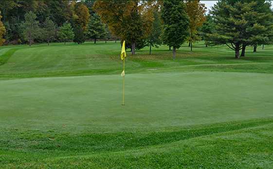 A view of hole #1 at Montague Golf Club (Jessica Poljacik)