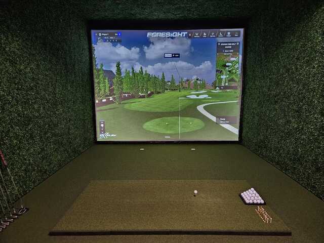Fairway's Indoor Golf