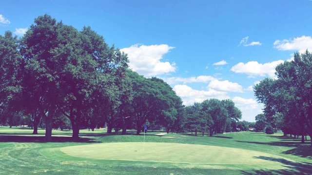 View of a green at Hillcrest Golf & Country Club