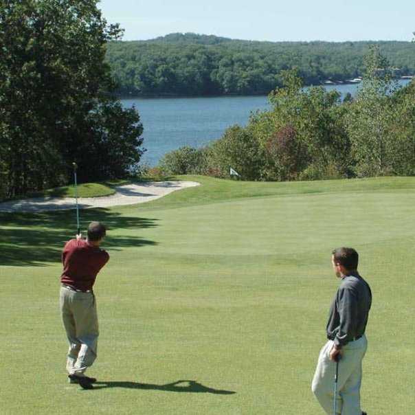 The 9-Hole Course at Margaritaville Lake Resort
