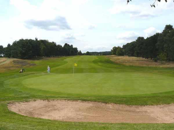 A view of green #3 at Coxmoor Golf Club