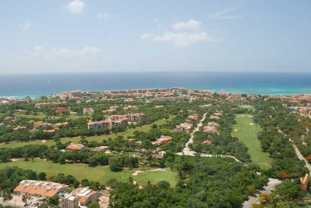Aerial view from Puerto Aventuras Golf & Racquet Club.